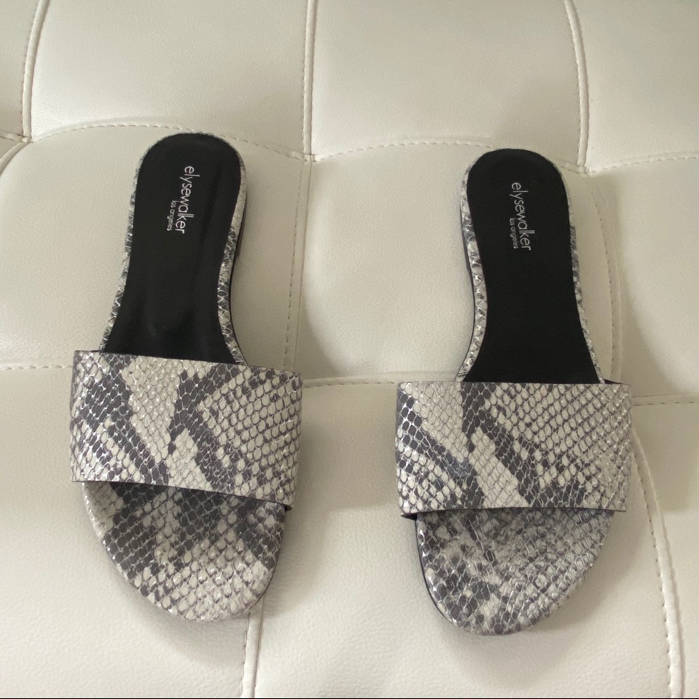 ELYSE WALKER Snake Print “Chutney” Flat Sandals 37